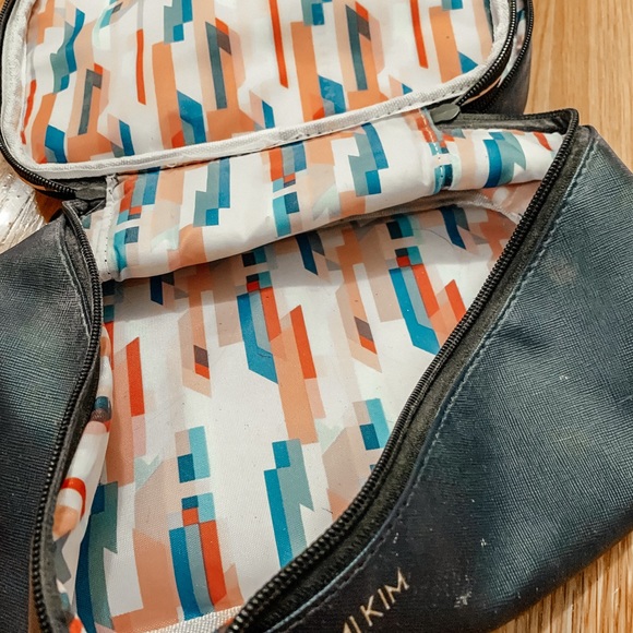 Makeup bag - Picture 3 of 6